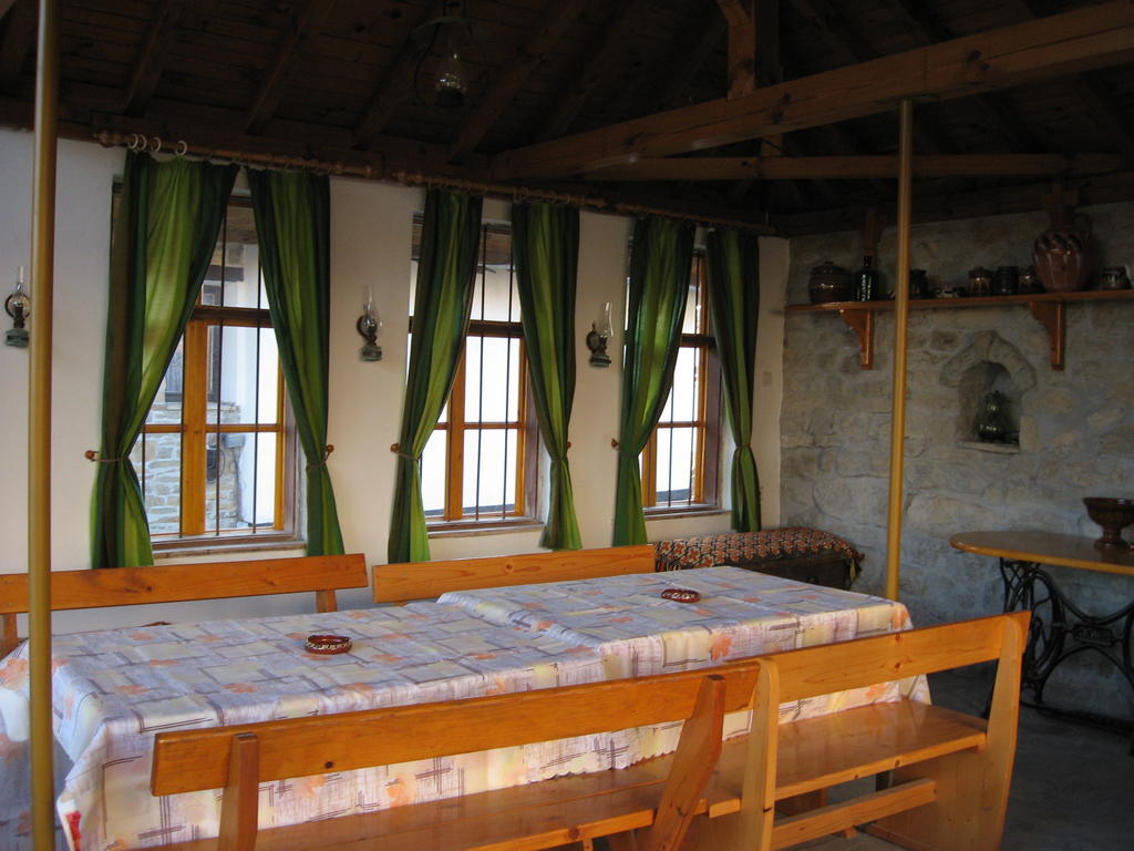 Guest House Astra Arbanasi Buitenkant foto
